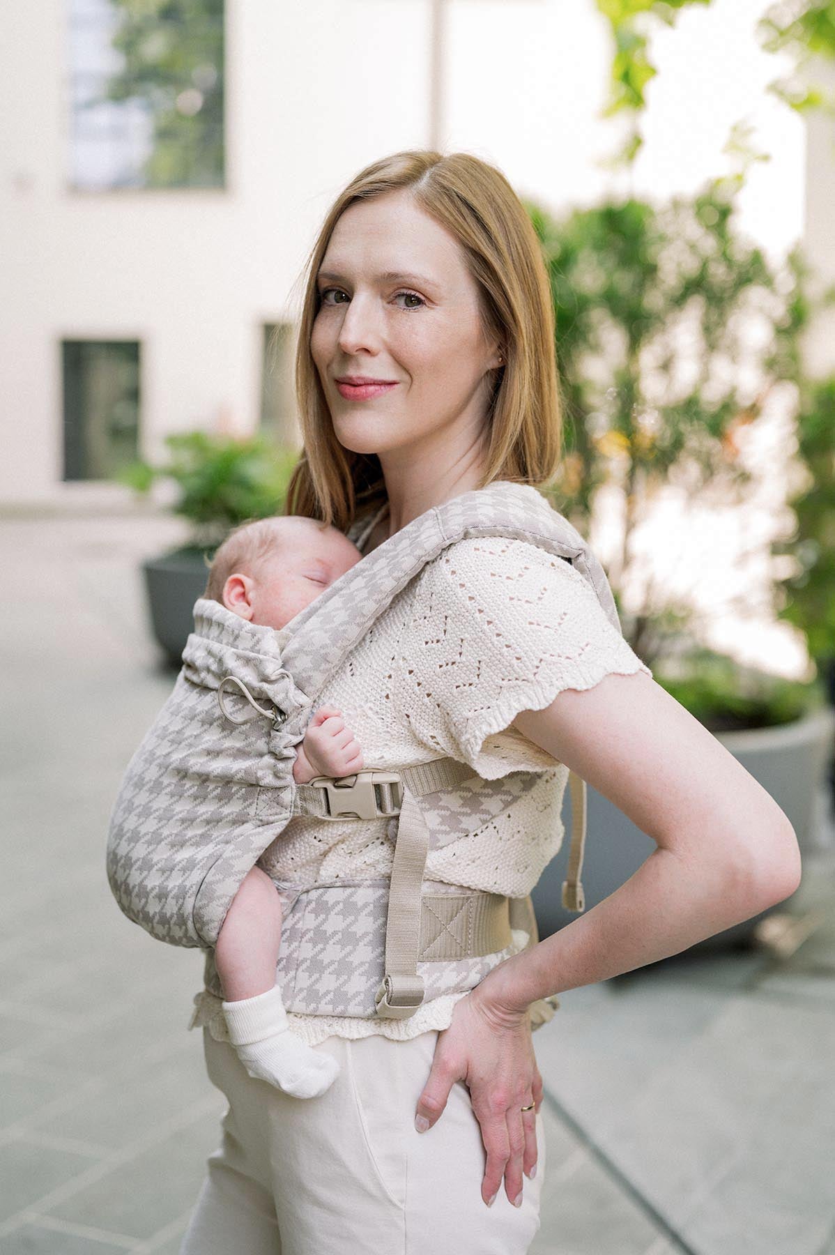 Nosítko od narození (0+) Houndstooth