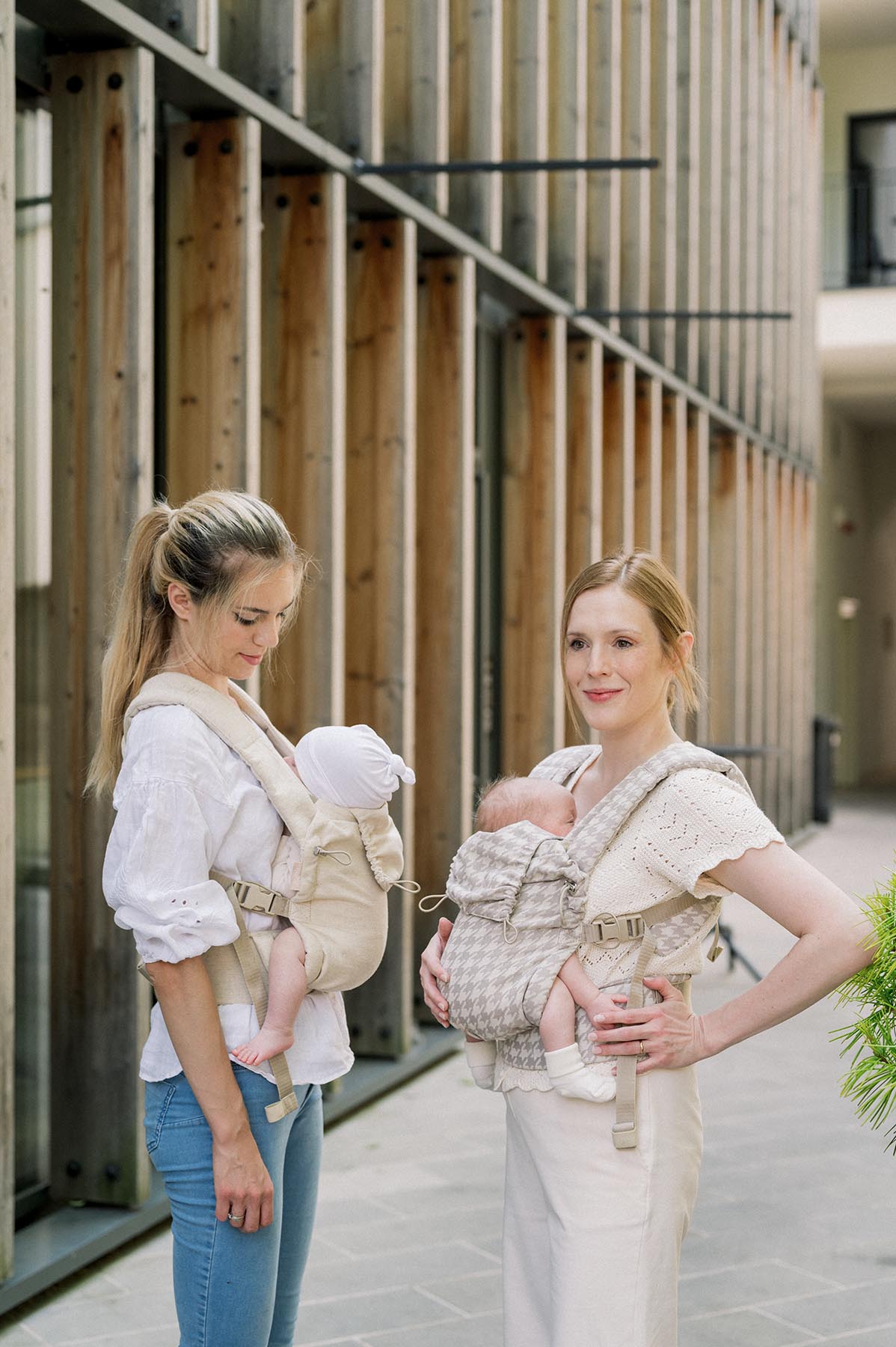 Nosítko od narození (0+) Houndstooth