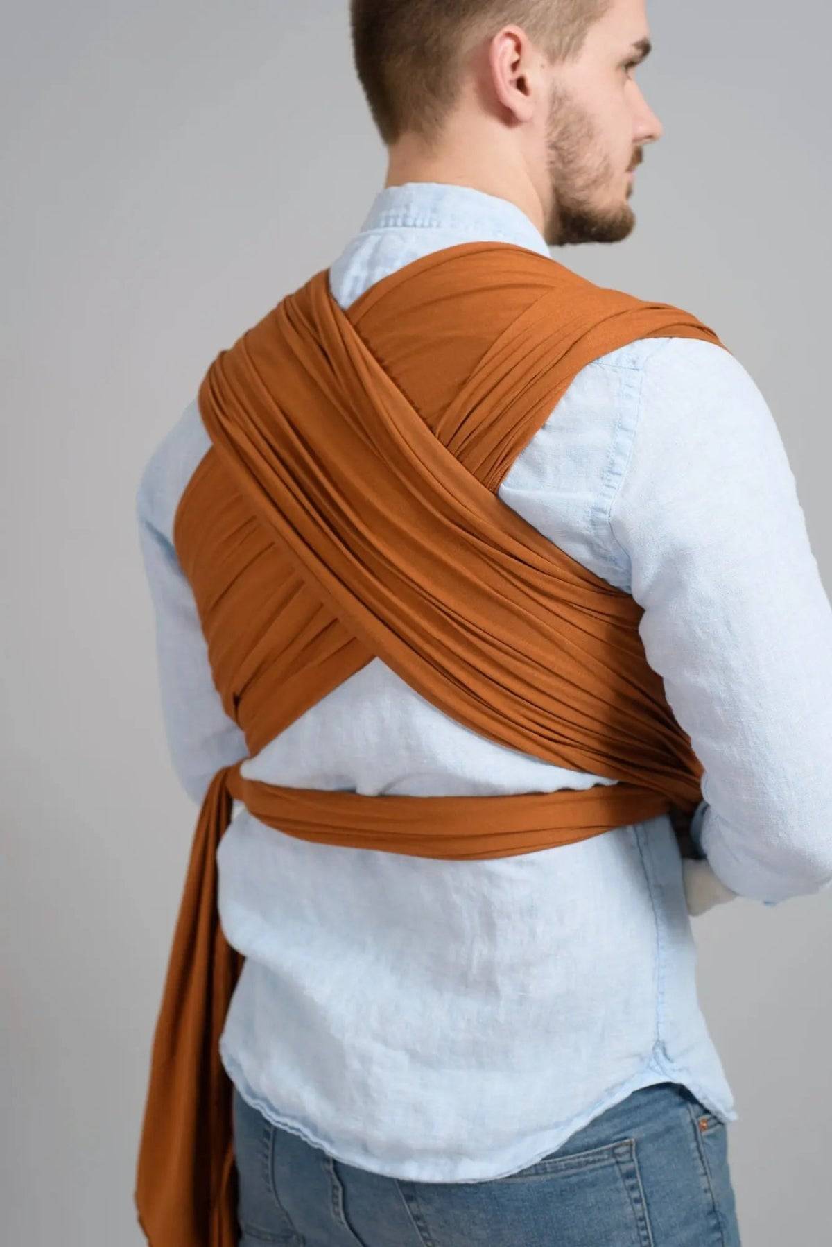 satek na noseni miminek